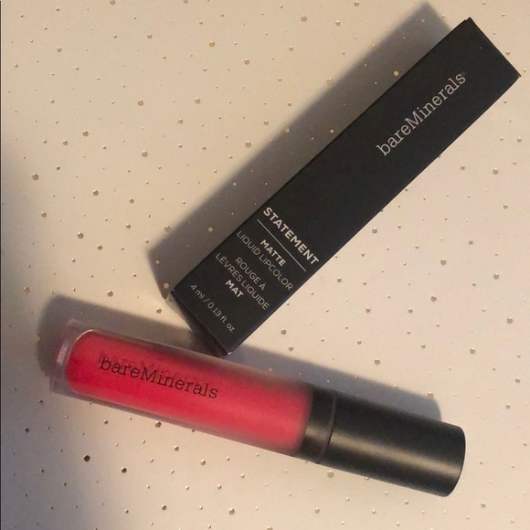 CLOSET CLEANOUT --   4 / $20 DEAL ON THIS ITEM - Picture 2 of 4